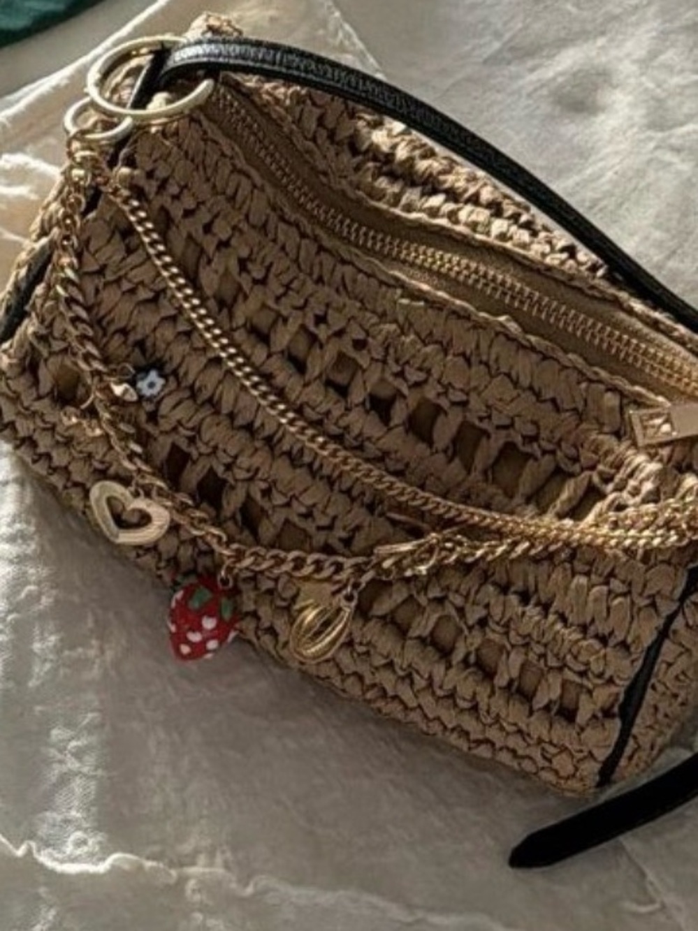 Gold Charm bag Accessory with Red Strawberry 🍓 & Charm NWOT - Picture 3 of 3